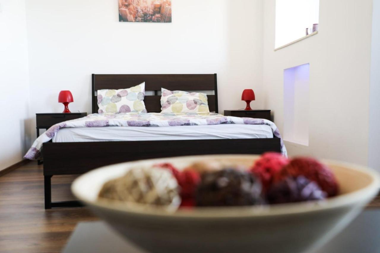 Ultracentral Cozy Apartment Near Old Town Bucarest Extérieur photo